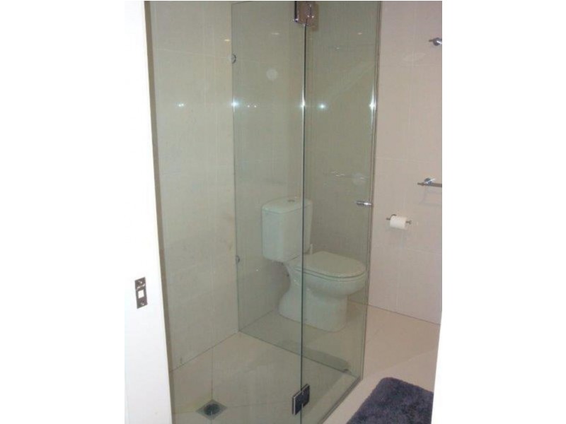 9/2 The Promenade, Boyne Island QLD 4680