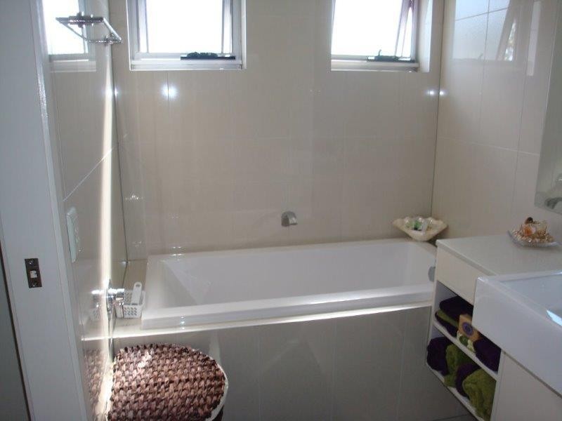 9/2 The Promenade, Boyne Island QLD 4680