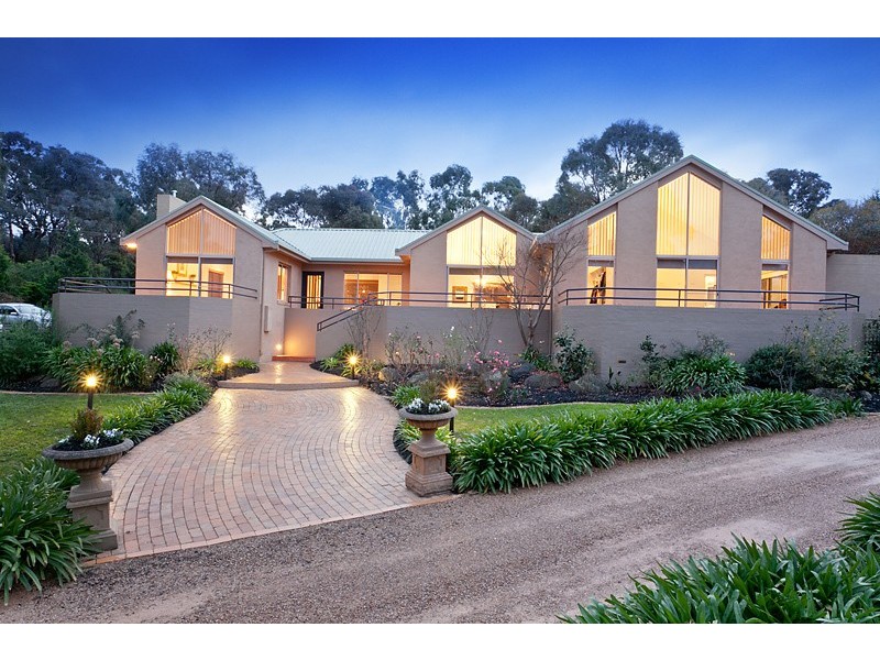 144 Memorial Drive, Plenty VIC 3090