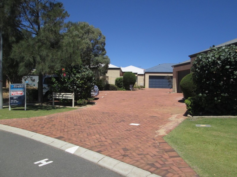 1/26 Earlsferry Green, Kinross WA 6028