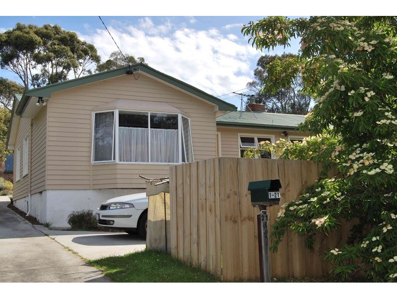 1/21 Rialannah Road, Mount Nelson TAS 7007