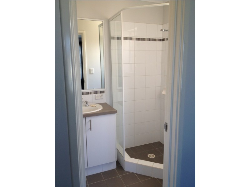 24 Elemi Bend, Atwell WA 6164