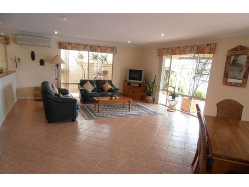 27 Tanderra Place, South Yunderup WA 6208