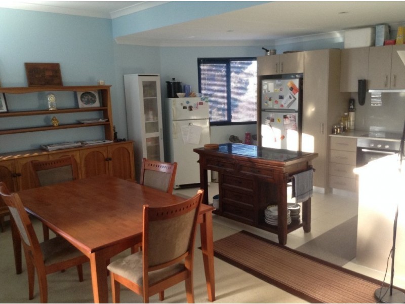 21/1 Walsh Loop, Joondalup WA 6027