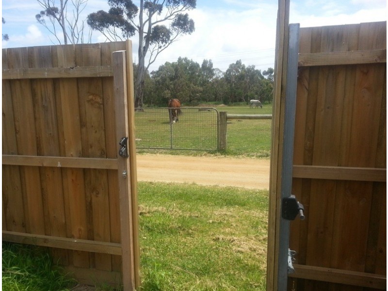 48 Scarlet Drive, Doveton VIC 3177