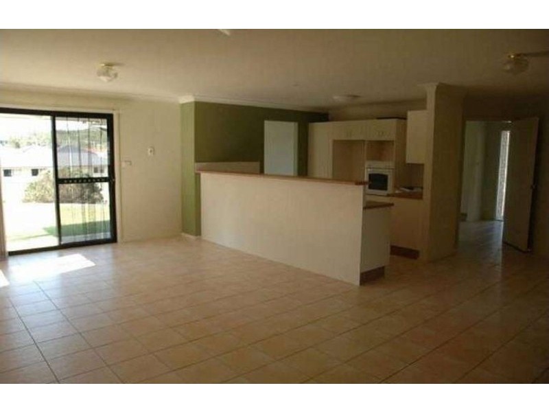 4 Achard Close, Boat Harbour NSW 2316