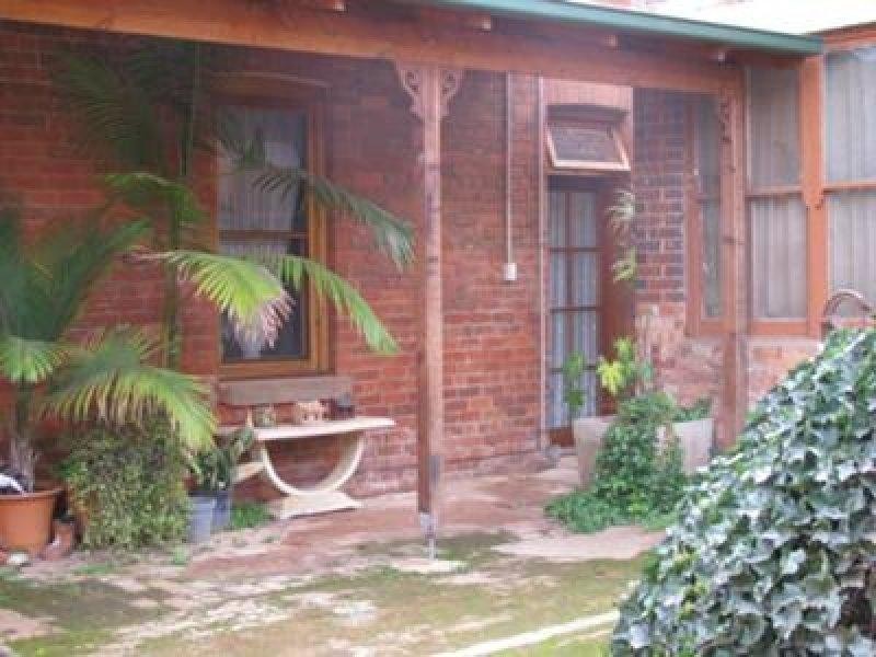 128 Green Street, Lockhart NSW 2656