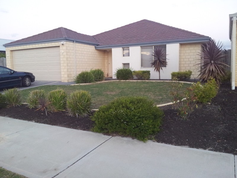 17 Ardmore Parade, Ellenbrook WA 6069