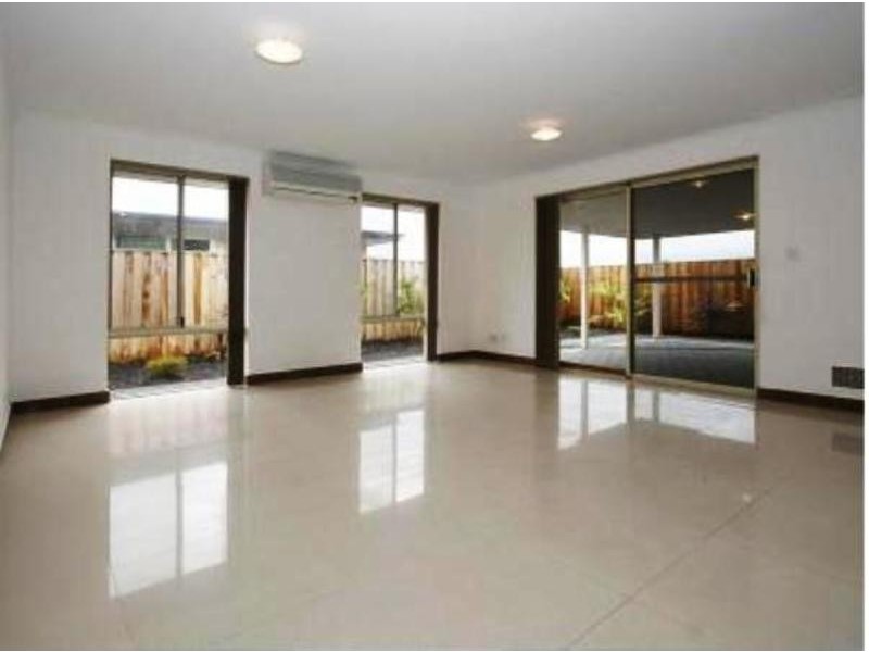 17 Ardmore Parade, Ellenbrook WA 6069