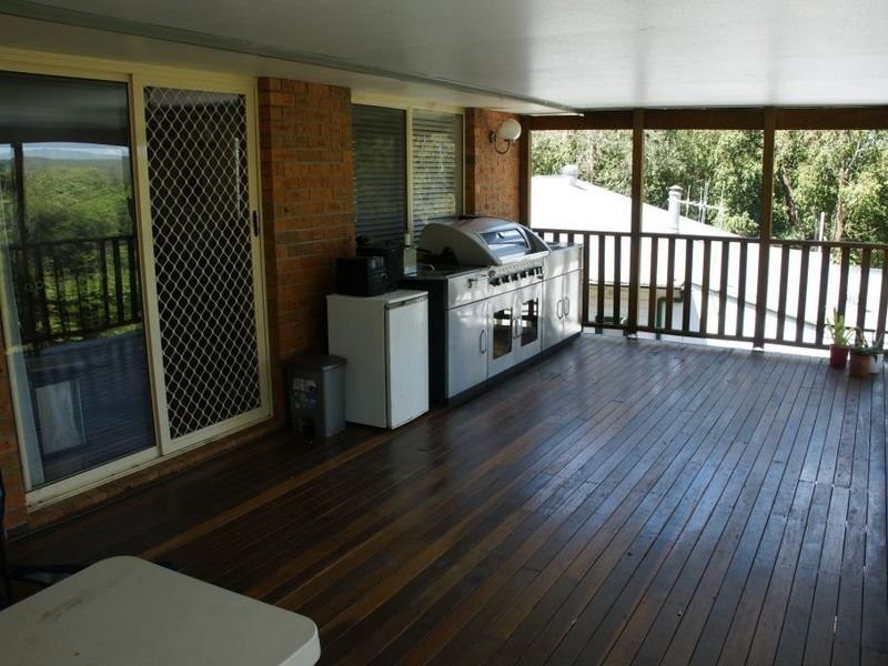 14 Winter Street, Tinonee NSW 2430