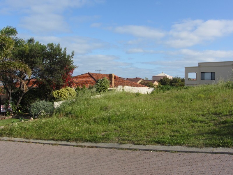 9 Anitra Court, Coogee WA 6166