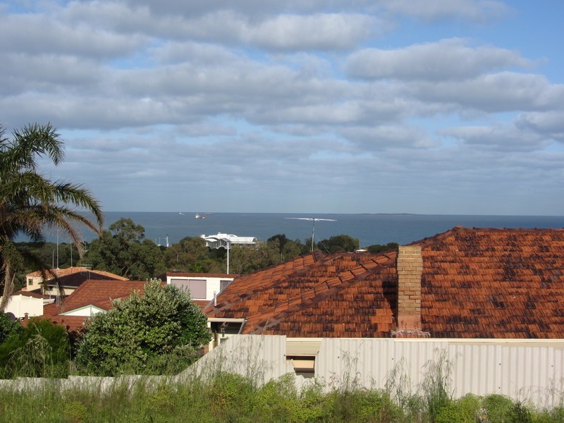 9 Anitra Court, Coogee WA 6166