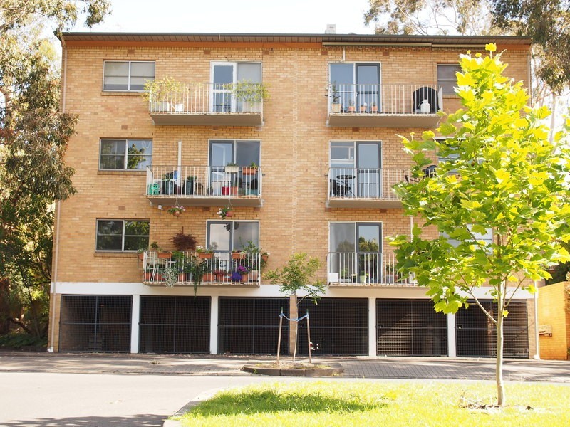 2-5/89 O’Shanassy Street, North Melbourne VIC 3051