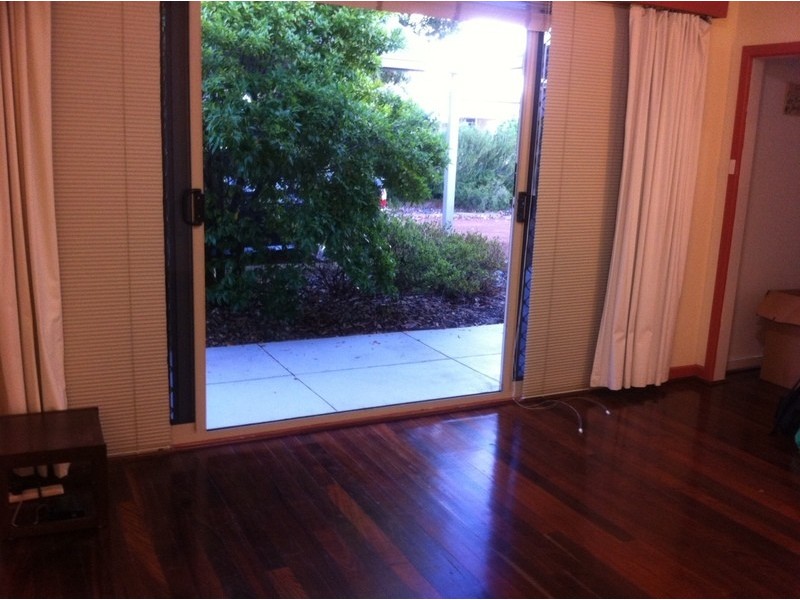 327 Kew Street, Cloverdale WA 6105