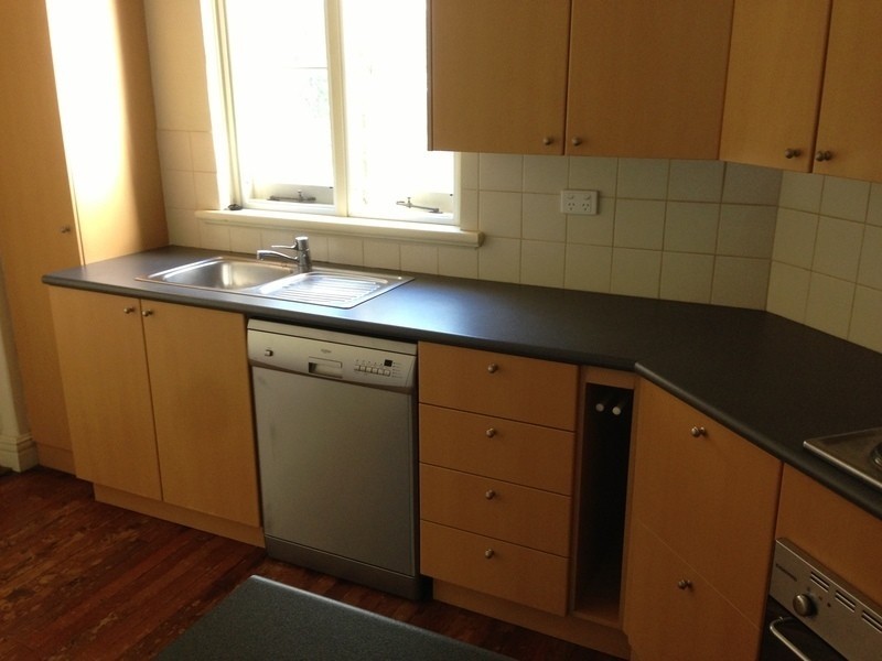 2/5 Goldsmith Rd, Claremont WA 6010