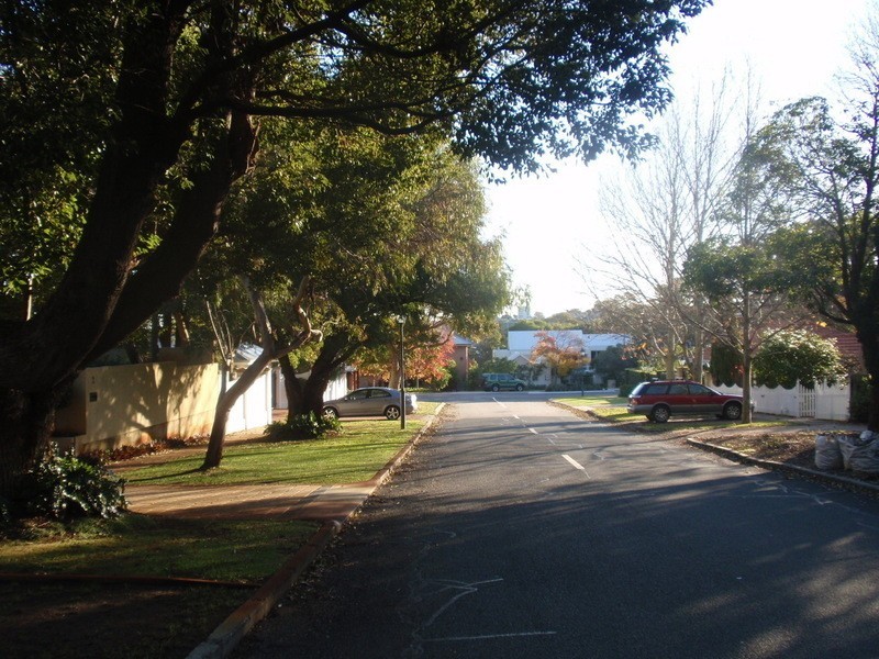 2/5 Goldsmith Rd, Claremont WA 6010