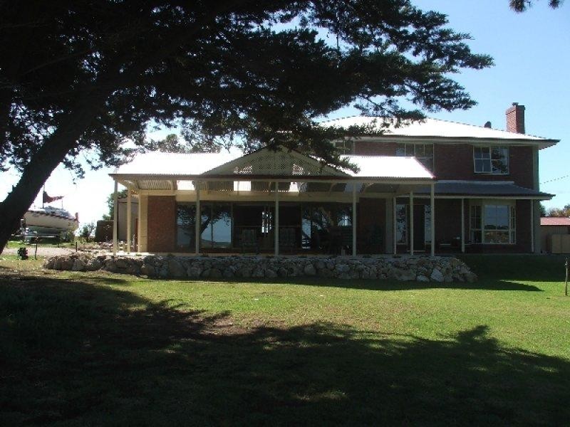 11 Finniss Street, Clayton SA 5256