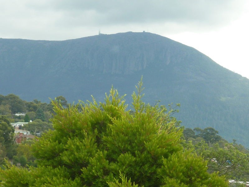 6/287-297 Churchill Avenue, Sandy Bay TAS 7005