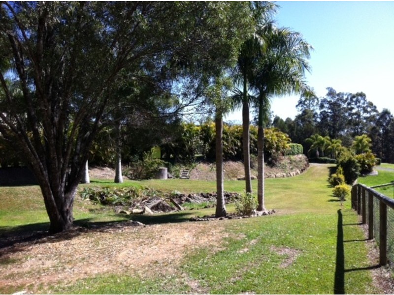 41 Howard Hughes Court, Maudsland QLD 4210