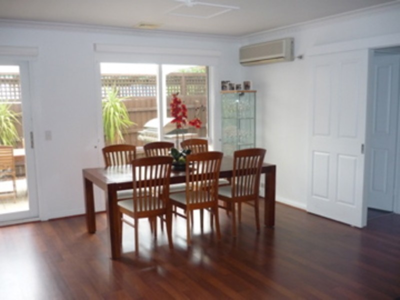 2/40 Elizabeth Street, Bentleigh East VIC 3165