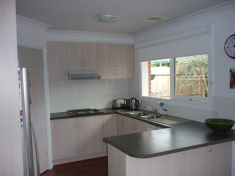 2/40 Elizabeth Street, Bentleigh East VIC 3165