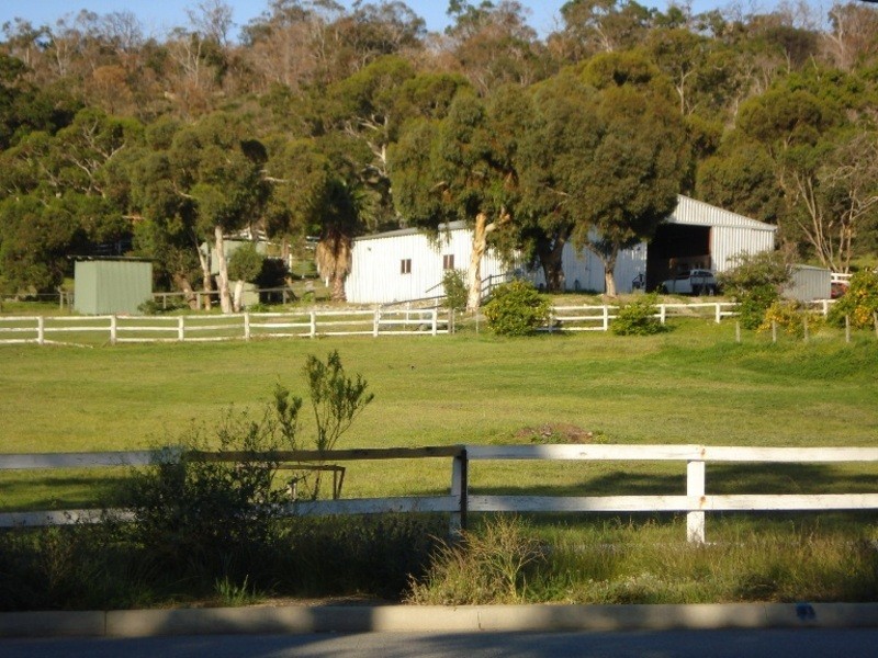 7 Stephen Street, Orange Grove WA 6109