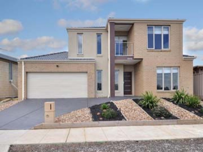 5 Turitable Way, Caroline Springs VIC 3023