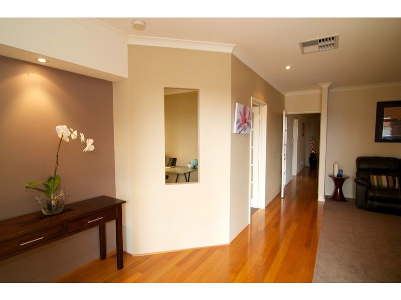 113 Clydebank Crescent, Kinross WA 6028