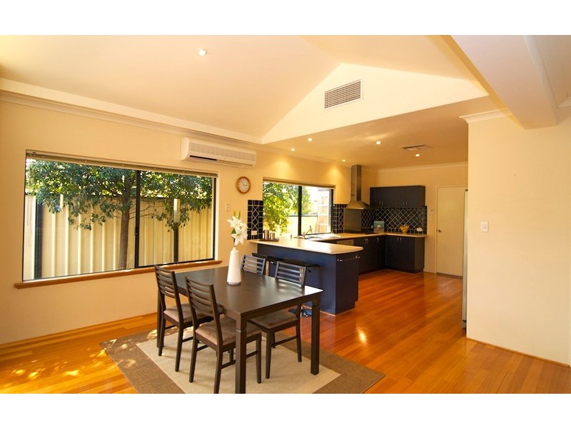 113 Clydebank Crescent, Kinross WA 6028