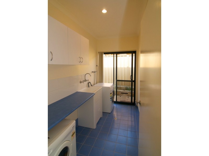 113 Clydebank Crescent, Kinross WA 6028