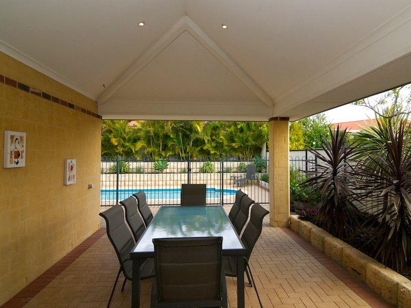 113 Clydebank Crescent, Kinross WA 6028