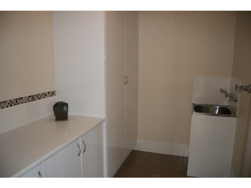 2 Agett Way, Northam WA 6401