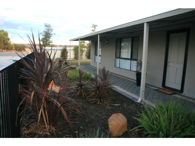 2 Agett Way, Northam WA 6401