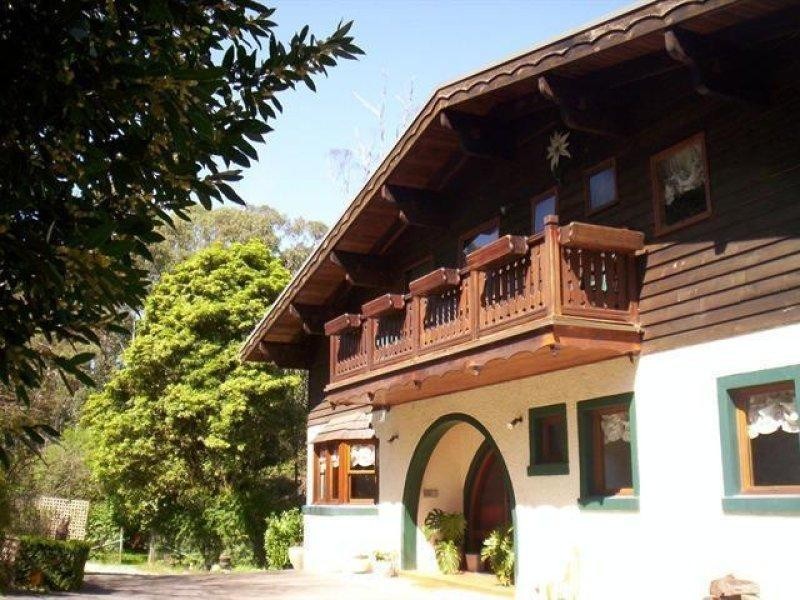 55 Douglas Road, Mount Macedon VIC 3441