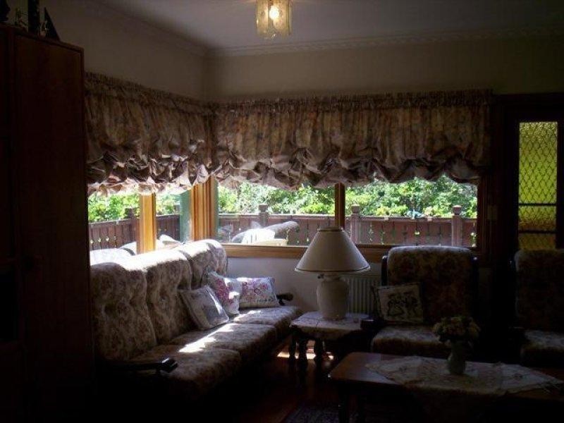 55 Douglas Road, Mount Macedon VIC 3441