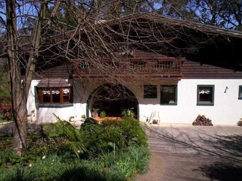 55 Douglas Road, Mount Macedon VIC 3441