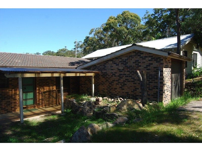 4 Waratah Ave, Salamander Bay NSW 2317