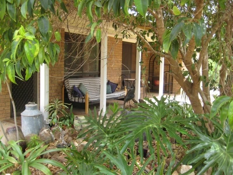 1 Cummins Avenue, Moree NSW 2400