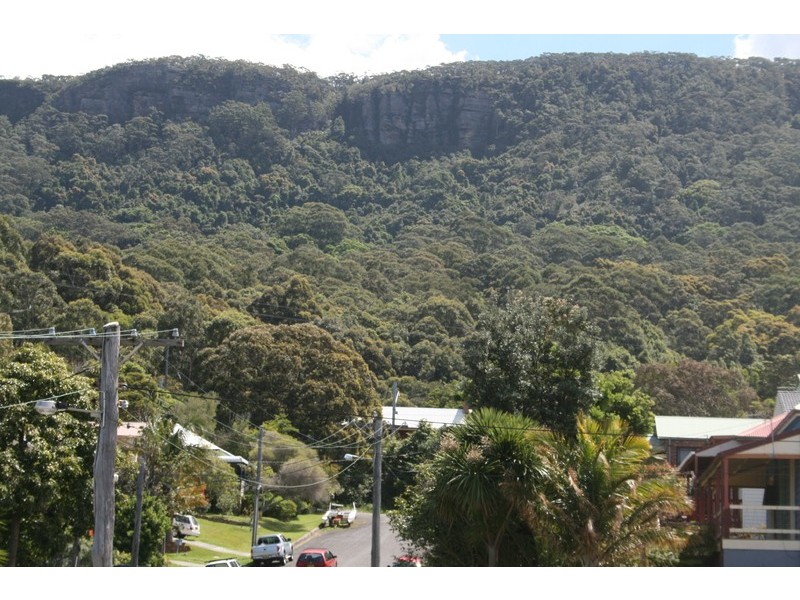 724 Lawrence Hargrave Drive, Coledale NSW 2515