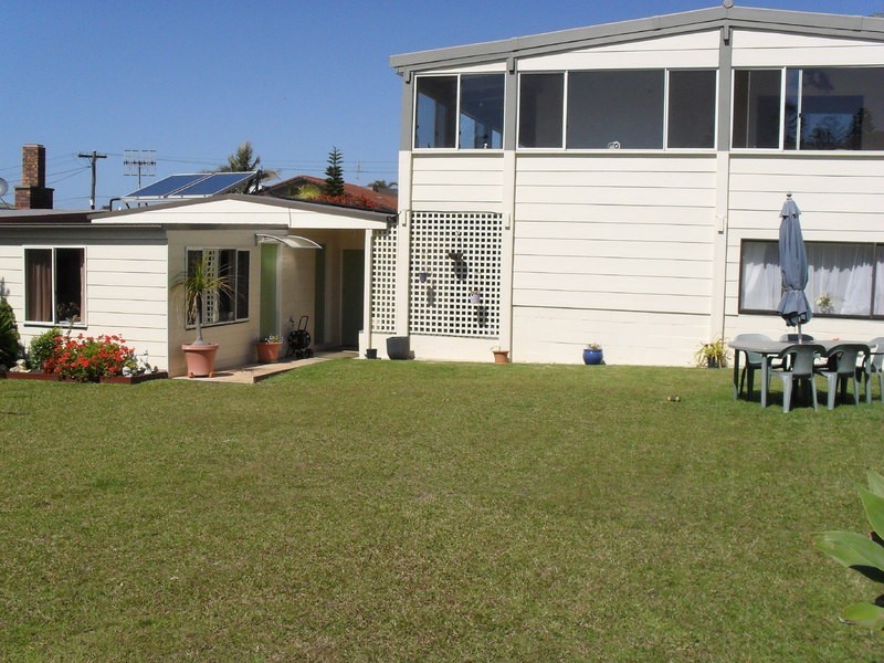 48 Beach Street, Tuross Head NSW 2537