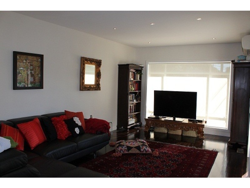 16 Graeme Ave, Ringwood VIC 3134