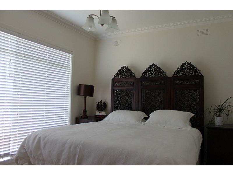 16 Graeme Ave, Ringwood VIC 3134