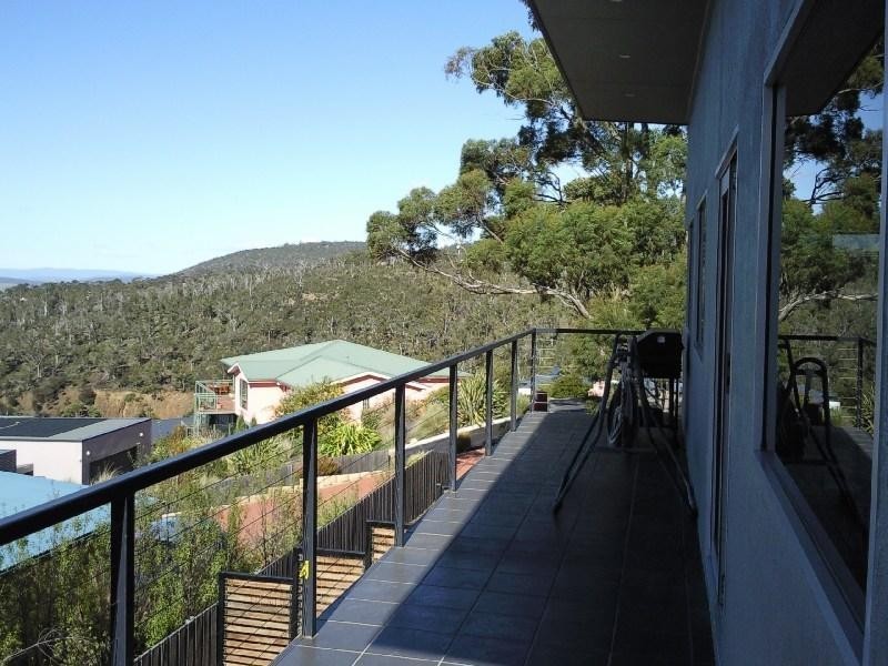 91 Hillcrest Road, Tolmans Hill TAS 7007