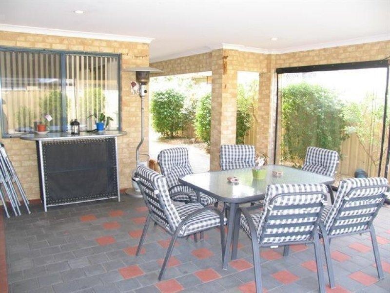 6 Skiff Way, Canning Vale WA 6155