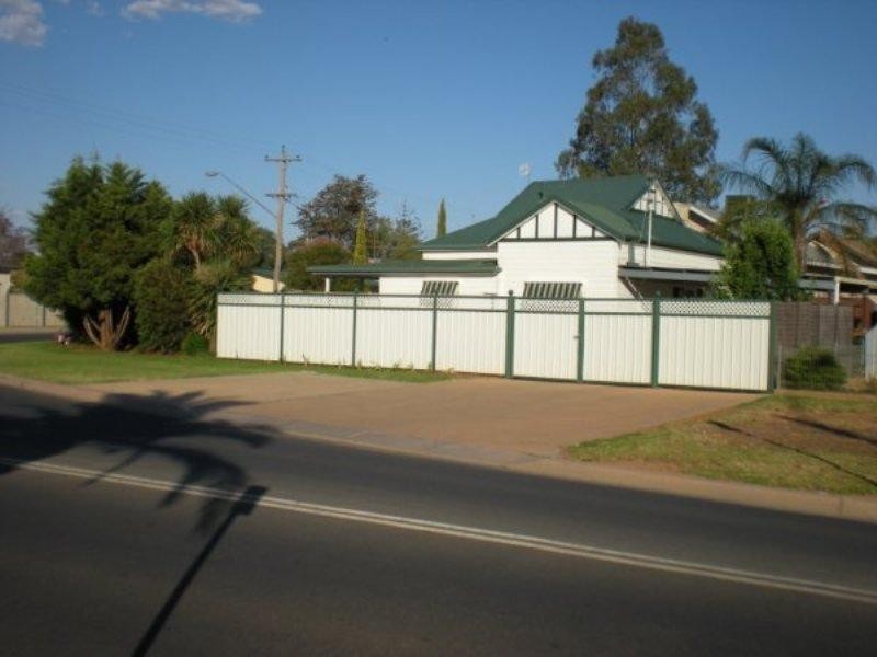 2 Wilga Street, Leeton NSW 2705