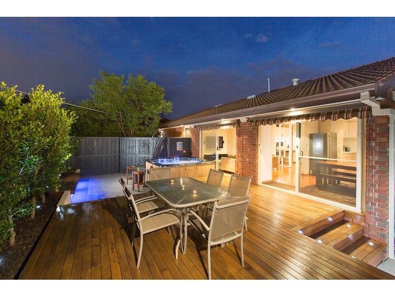 8/4 – 8 Renver Road, Clayton VIC 3168