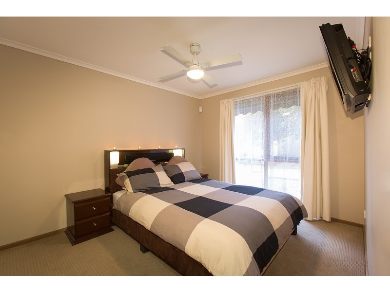 8/4 – 8 Renver Road, Clayton VIC 3168