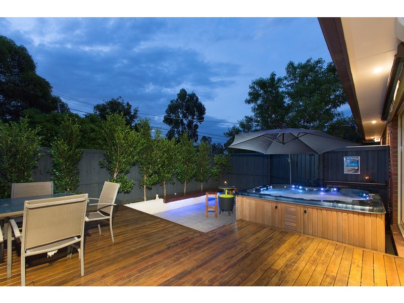 8/4 – 8 Renver Road, Clayton VIC 3168