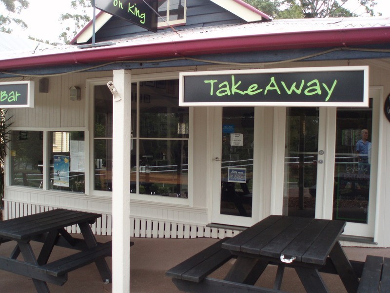 16 King Street, Cooran QLD 4569