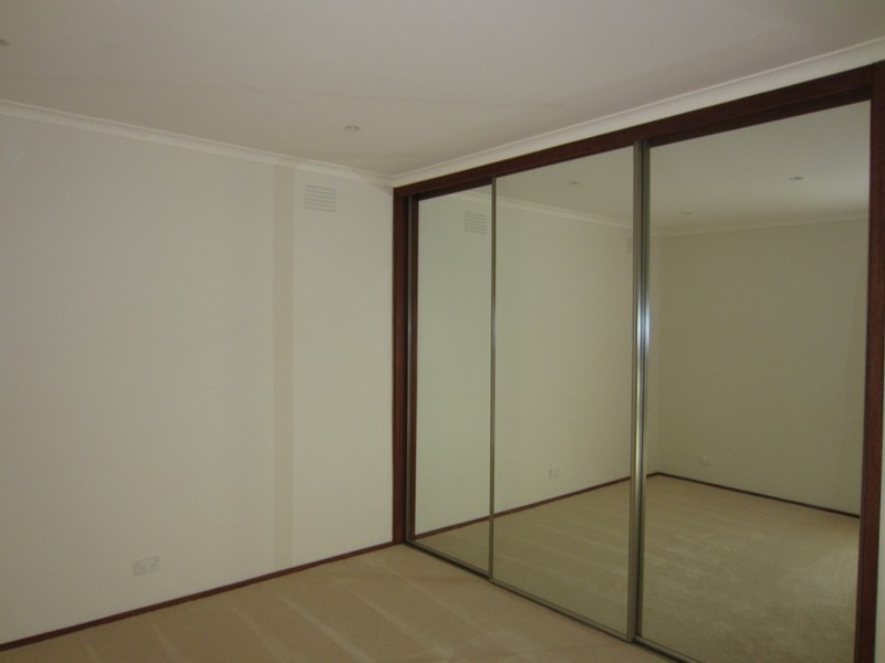 2 Twofold Place, Dingley Village VIC 3172